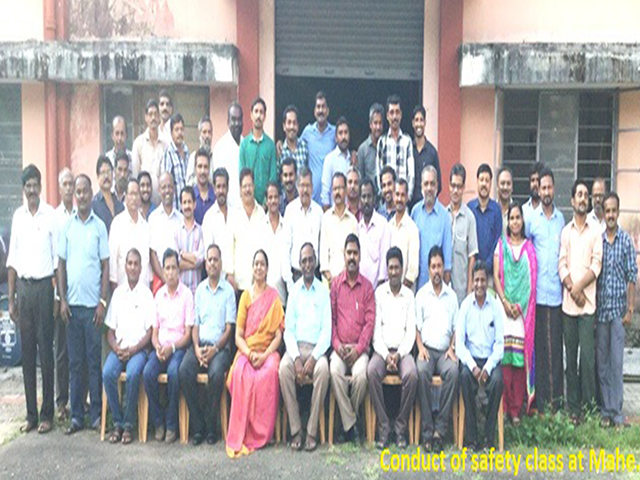 Group photo of electricity department Image group photo of electricity department